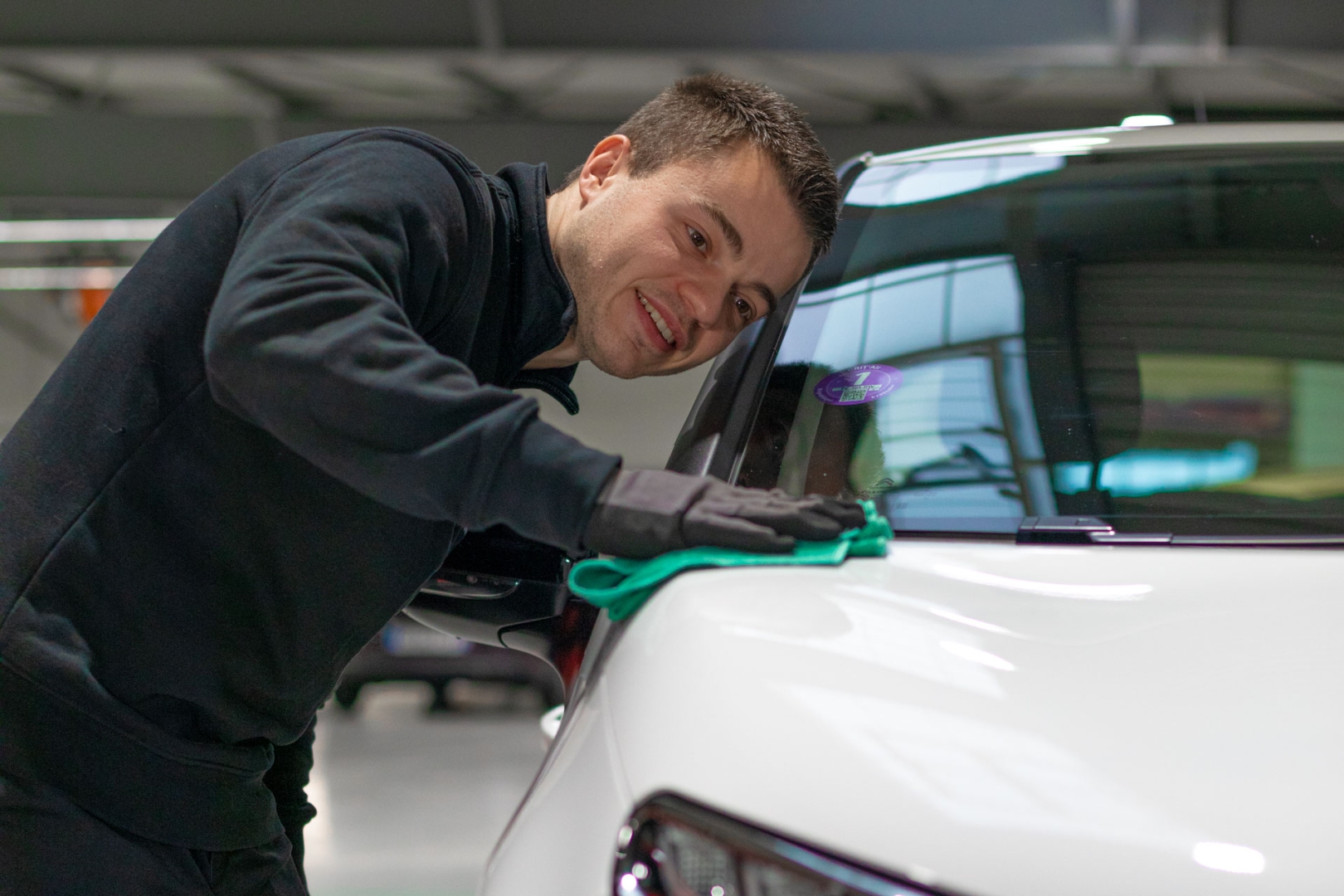 SRJ Recrute - Préparateur Automobile
