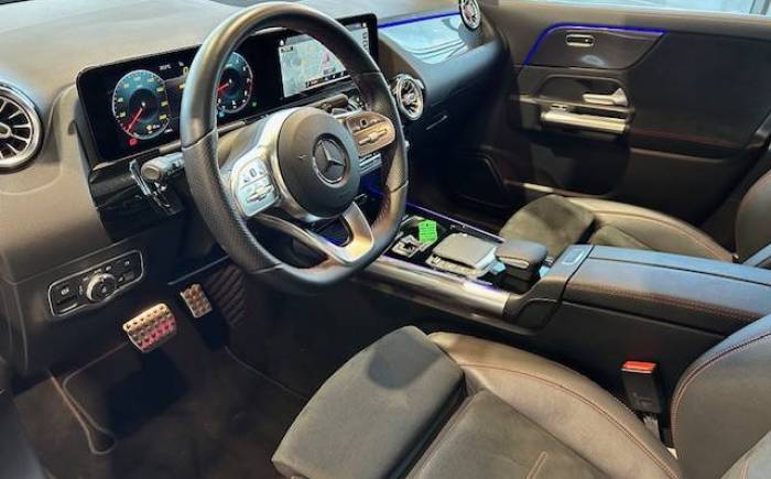 MERCEDES GLA 200 7G-DCT AMG Line *** DESTOCKAGE AVRIL 2025 ***