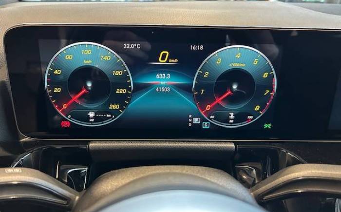 MERCEDES GLA 200 7G-DCT AMG Line *** DESTOCKAGE AVRIL 2025 ***