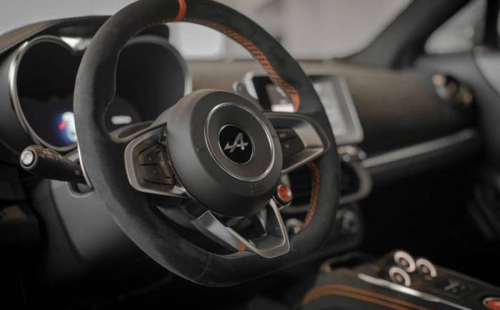 ALPINE A110 1.8T 300 ch S *** REVISEE ALPINE STRASBOURG - ETAT EXCEPTIONNEL COMME NEUVE ***