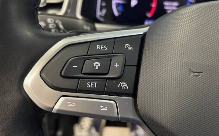 VOLKSWAGEN T-ROC 1.5 TSI EVO 150 Start