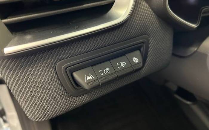 RENAULT CLIO V E-Tech full hybrid 145 Esprit Alpine *** NEUVE AVEC ATTELAGE 13 BROCHES RENAULT ***