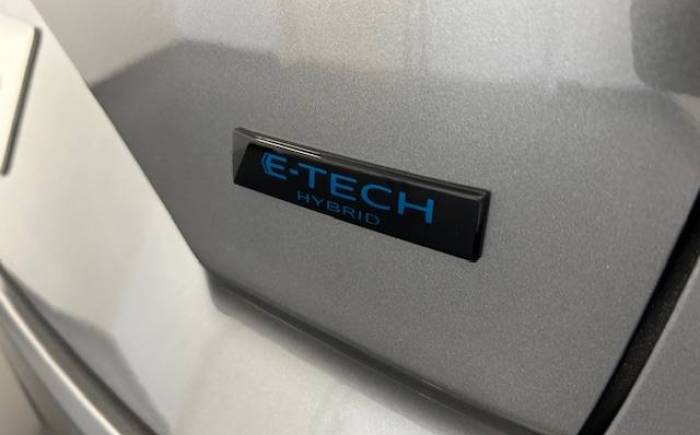 RENAULT AUSTRAL E-Tech full hybrid 200 GSR2 Techno esprit Alpine *** DESTOCKAGE AVRIL 2025 ***
