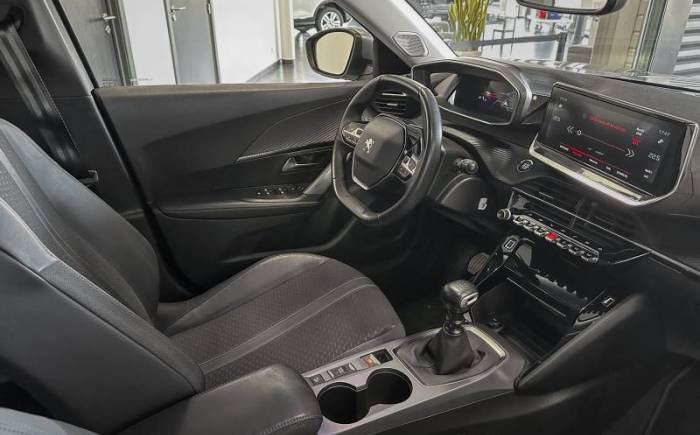 PEUGEOT 2008 PureTech 130 S&S BVM6 Allure
