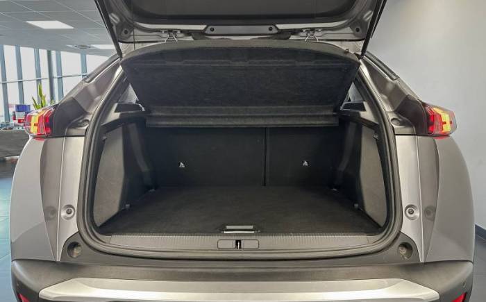 PEUGEOT 2008 PureTech 130 S&S BVM6 Allure