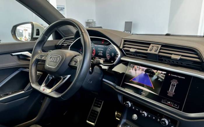 AUDI Q3 35 TFSI 150 ch S tronic 7 S line