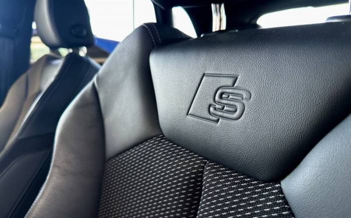 AUDI Q3 35 TFSI 150 ch S tronic 7 S line