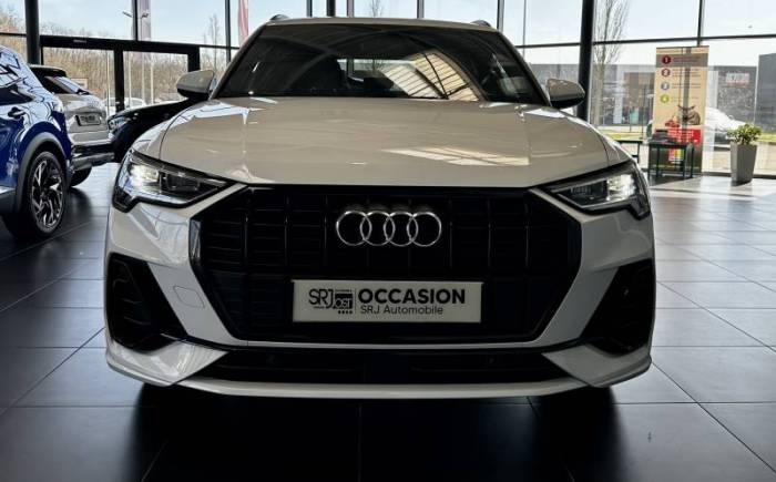 AUDI Q3 35 TFSI 150 ch S tronic 7 S line