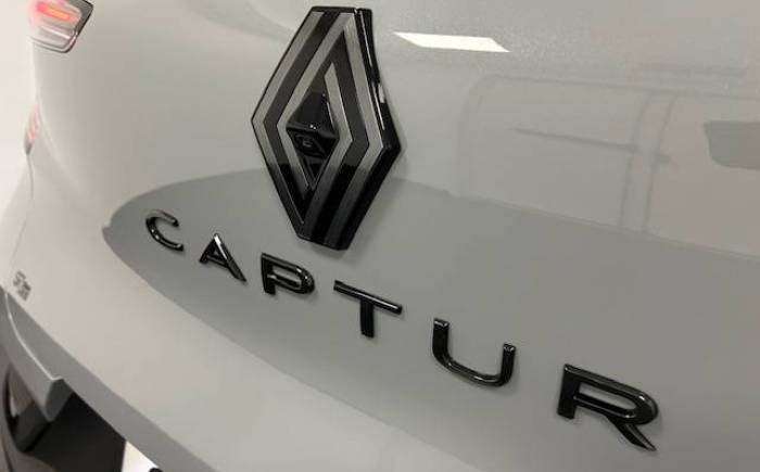 RENAULT CAPTUR E-Tech full hybrid 145 esprit Alpine