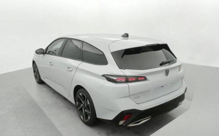 PEUGEOT 308 SW BlueHDi 130ch S S EAT8 Allure