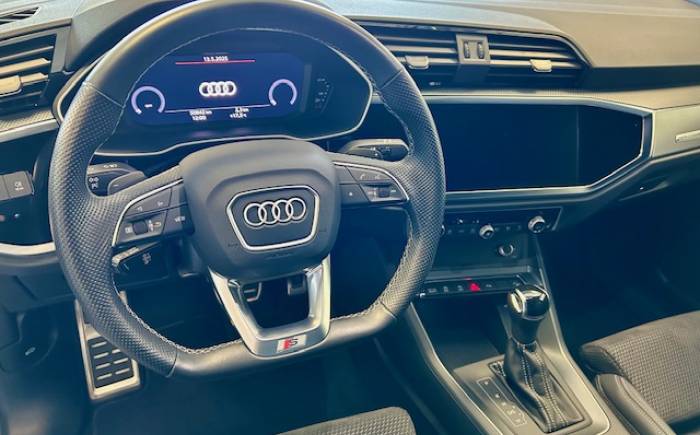 AUDI Q3 SPORTBACK 35 TFSI 150 ch S tronic 7 S line