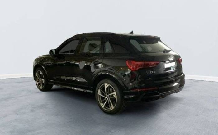 AUDI Q3 35 TDI 150 ch S tronic 7 S line