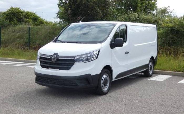 RENAULT TRAFIC FOURGON L2H1 3T BLUE DCI 130 GSR2 ADVANCE