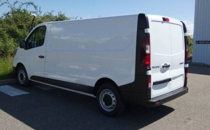 RENAULT TRAFIC FOURGON L2H1 3T BLUE DCI 130 GSR2 ADVANCE