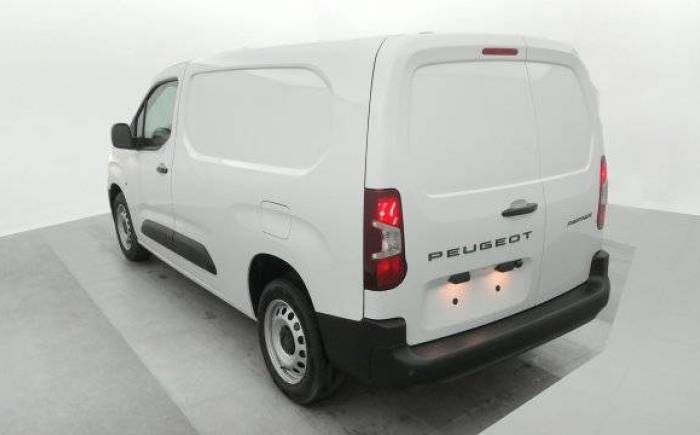 PEUGEOT PARTNER FOURGON XL 950 KG BLUEHDI 130 S S EAT8