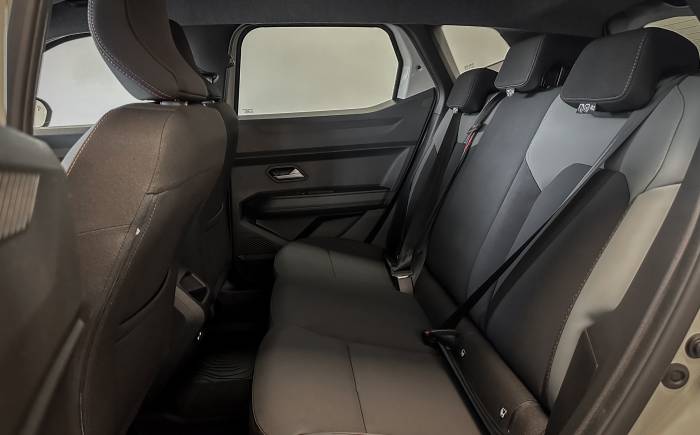DACIA DUSTER Hybrid 140 4x2 Extreme *** DISPONIBLE - SUPERBE CONFIGURATION ***