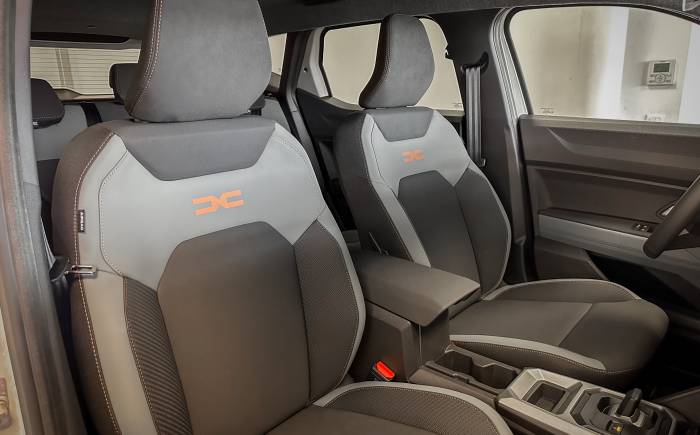 DACIA DUSTER Hybrid 140 4x2 Extreme *** DISPONIBLE - SUPERBE CONFIGURATION ***