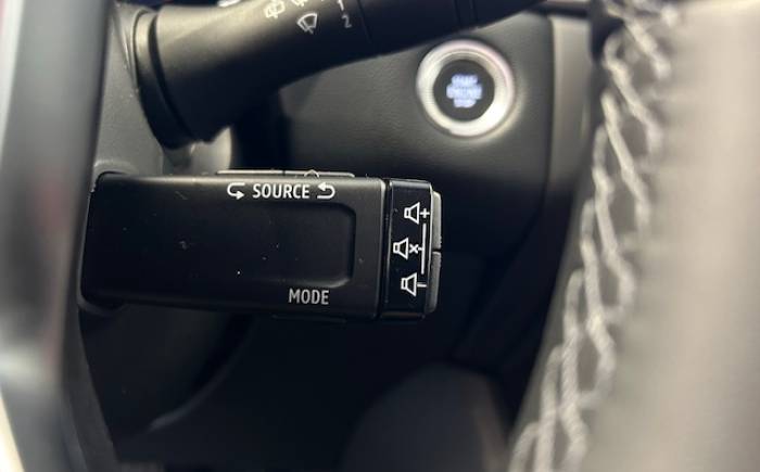 RENAULT CAPTUR mild hybrid 140 Techno