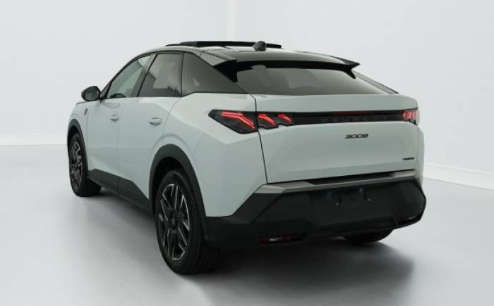 PEUGEOT 3008 Hybrid 145 e-DCS6 GT