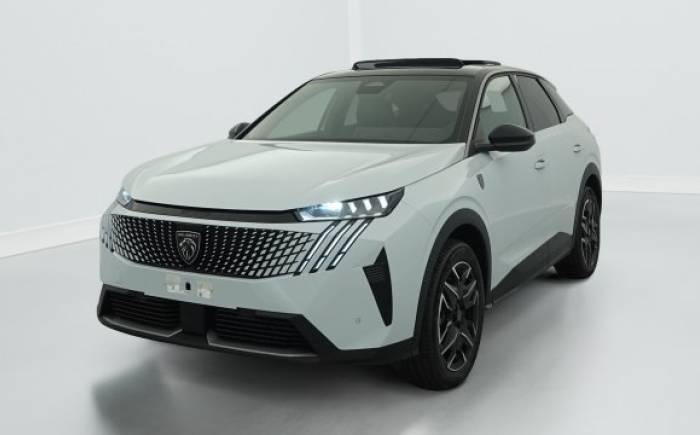 PEUGEOT 3008 Hybrid 145 e-DCS6 GT