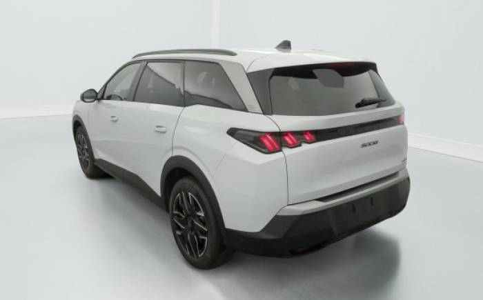 PEUGEOT 5008 NOUVEAU HYBRID 136 E-DCS6 ALLURE