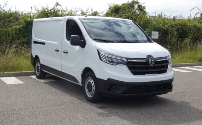 RENAULT TRAFIC FOURGON L2H1 3T BLUE DCI 130 GSR2 ADVANCE