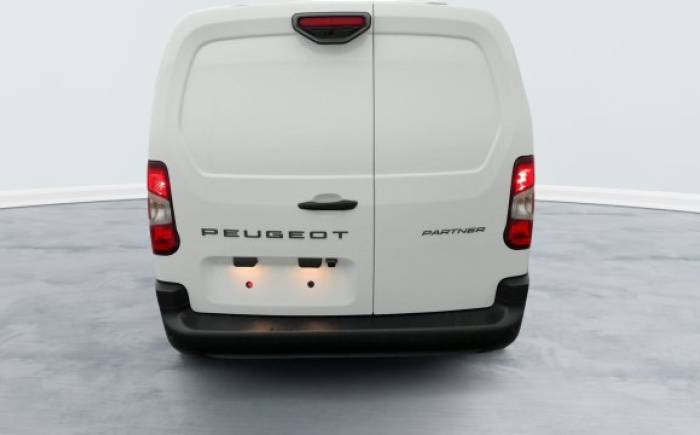 PEUGEOT PARTNER FOURGON M 1000 KG BLUEHDI 130 S S EAT8