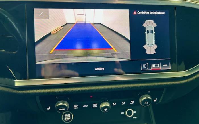 AUDI Q3 35 TFSI 150 ch S tronic 7 S line