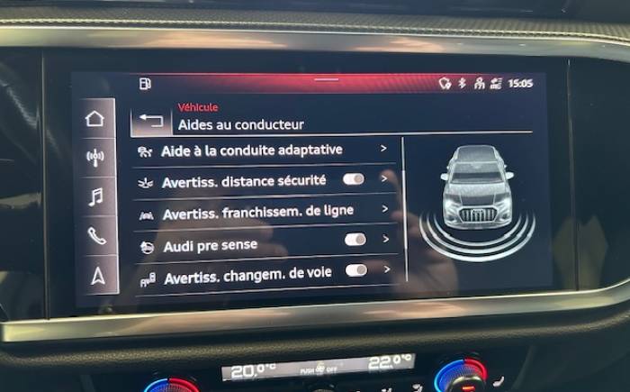 AUDI Q3 35 TFSI 150 ch S tronic 7 S line