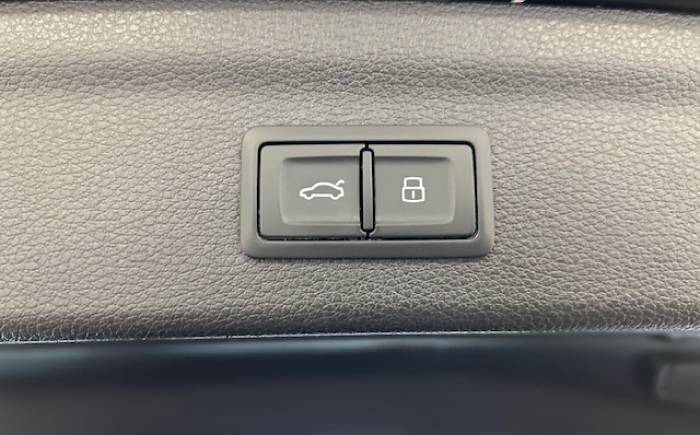AUDI Q3 35 TFSI 150 ch S tronic 7 S line