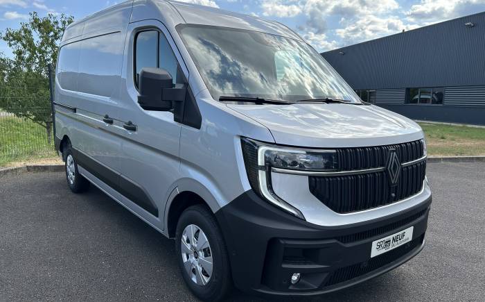 RENAULT MASTER VAN FGN TRAC 3T5 L2H2 BLUE DCI 170 EXTRA