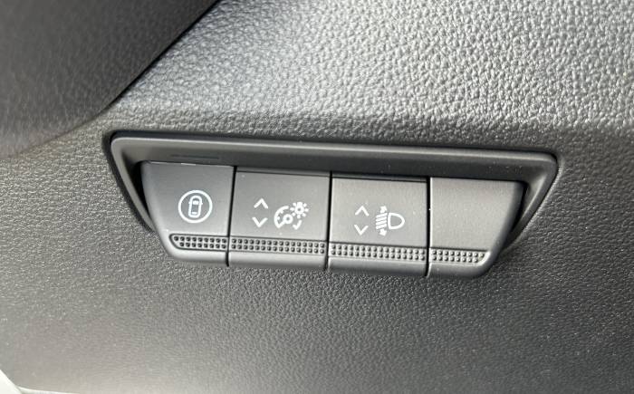 RENAULT MASTER VAN FGN TRAC 3T5 L2H2 BLUE DCI 170 EXTRA