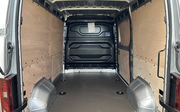 RENAULT MASTER VAN FGN TRAC 3T5 L2H2 BLUE DCI 170 EXTRA