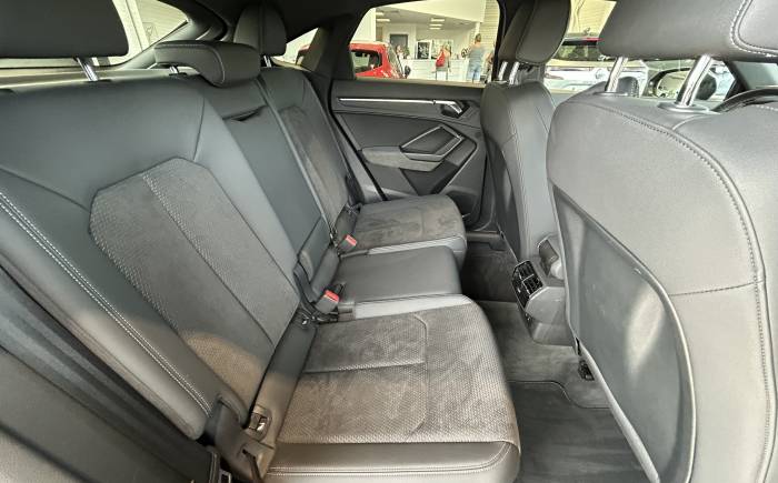 AUDI Q3 SPORTBACK 35 TFSI 150 ch S tronic 7 S line *** PREMIERE MAIN - ETAT EXCEPTIONNEL - ENTRETIEN 100% AUDI ***