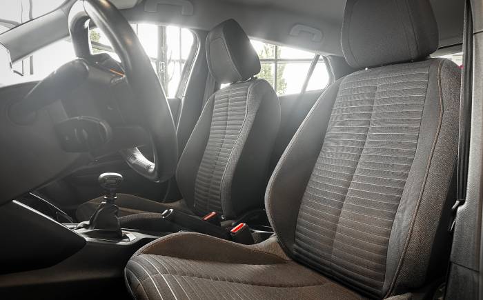 PEUGEOT 2008 PureTech 130 S&S BVM6 Active