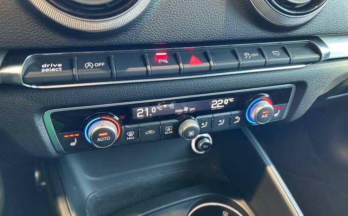 AUDI A3 SPORTBACK 40 TFSI 190 S tronic 7 Quattro S-LINE *** REVISEE ET GARANTIE 12 MOIS COMPLETE ***