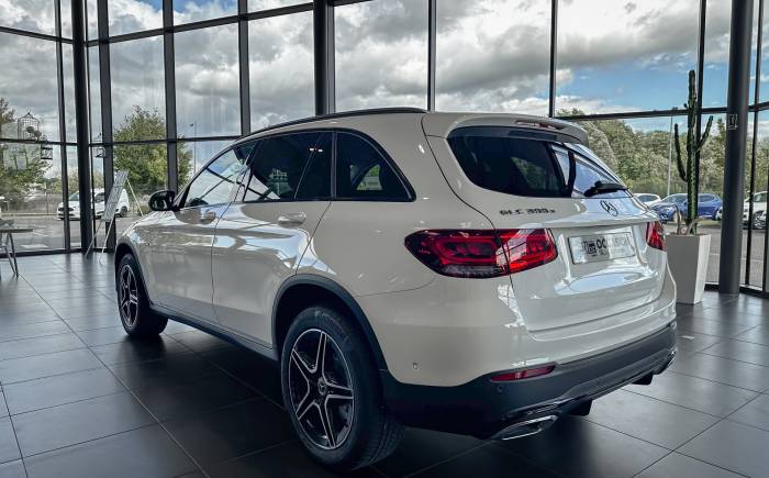 MERCEDES GLC 300 e EQ POWER 9G-Tronic 4Matic AMG LINE Ext