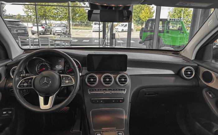 MERCEDES GLC 300 e EQ POWER 9G-Tronic 4Matic AMG LINE Ext