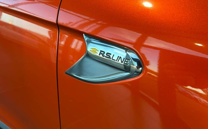 RENAULT CLIO V TCe 100 Rs-line *** GARANTIE COMPLETE 12 MOIS ***