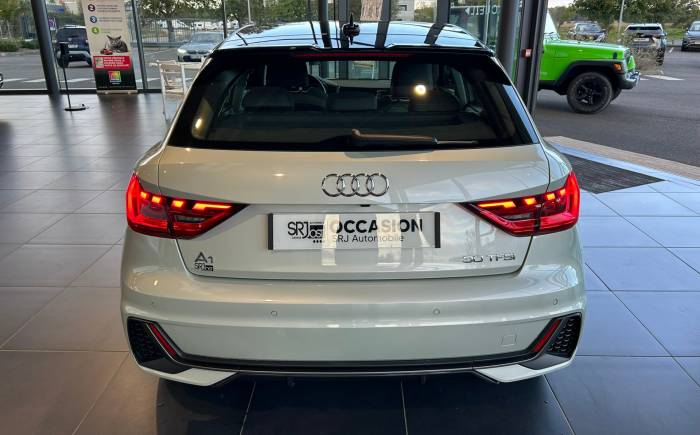 AUDI A1 SPORTBACK 30 TFSI 110 ch BVM6 S Line