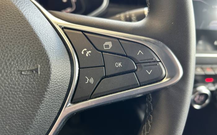 RENAULT CLIO V TCe 100 Intens *** PNEUS 4 SAISONS ET GARANTIE COMPLETE 12 MOIS ***