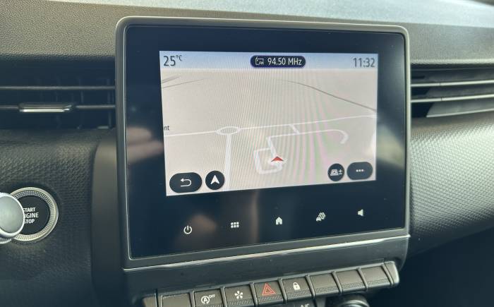 RENAULT CLIO V TCe 100 Intens *** PNEUS 4 SAISONS ET GARANTIE COMPLETE 12 MOIS ***