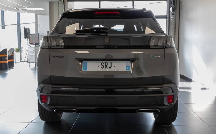 PEUGEOT 3008 GT 225 CH EAT8 HYBRID RECHARGEABLE PHEV *** VEHICULE DE DIRECTION - RARE PACK BLACK TONE ***
