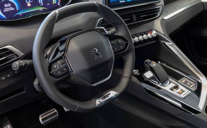 PEUGEOT 3008 GT 225 CH EAT8 HYBRID RECHARGEABLE PHEV *** VEHICULE DE DIRECTION - RARE PACK BLACK TONE ***