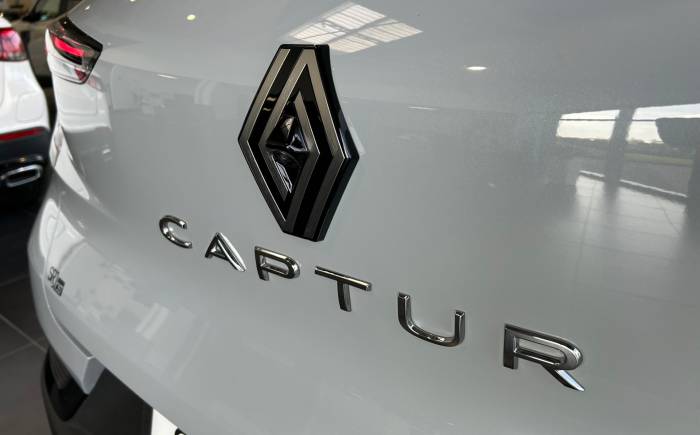 RENAULT CAPTUR E-Tech full hybrid 160 ch Techno