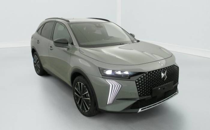 DS DS7 BlueHDi 130 EAT8 Pallas