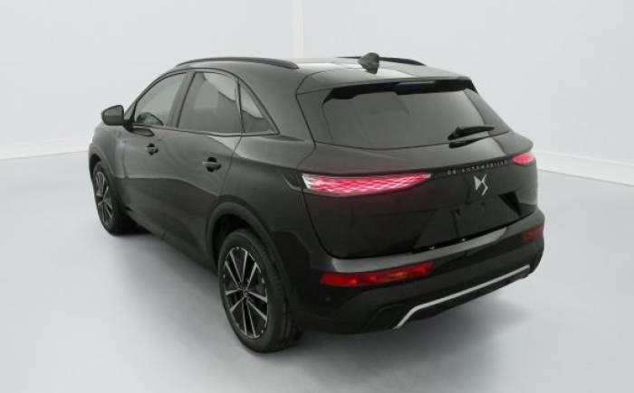 DS DS7 BlueHDi 130 EAT8 Pallas