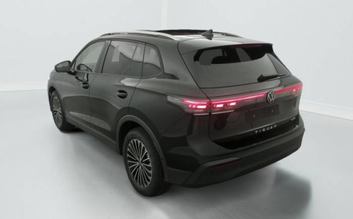 VOLKSWAGEN TIGUAN NOUVEAU 1.5 eTSI 150CV DSG7 LIFE PLUS