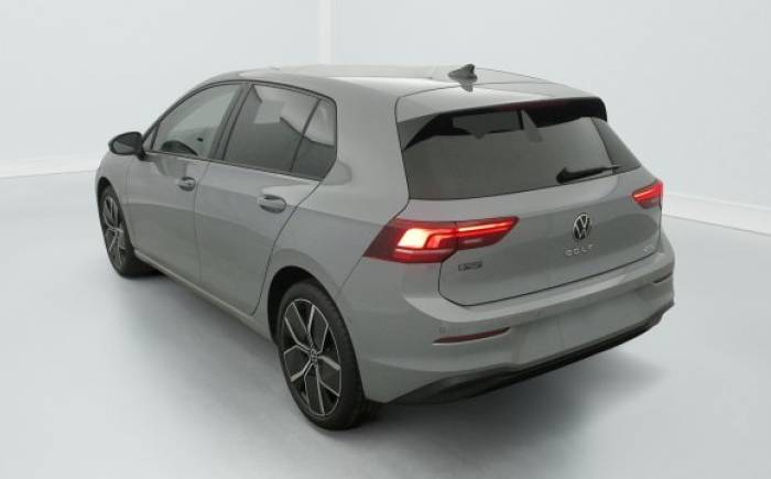 VOLKSWAGEN GOLF 8 1.5 eTSI EVO2 116 DSG7 Life Plus