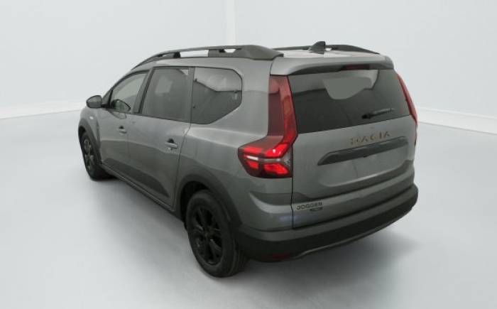 DACIA JOGGER Hybrid 140 7 places GSR2 Extreme +